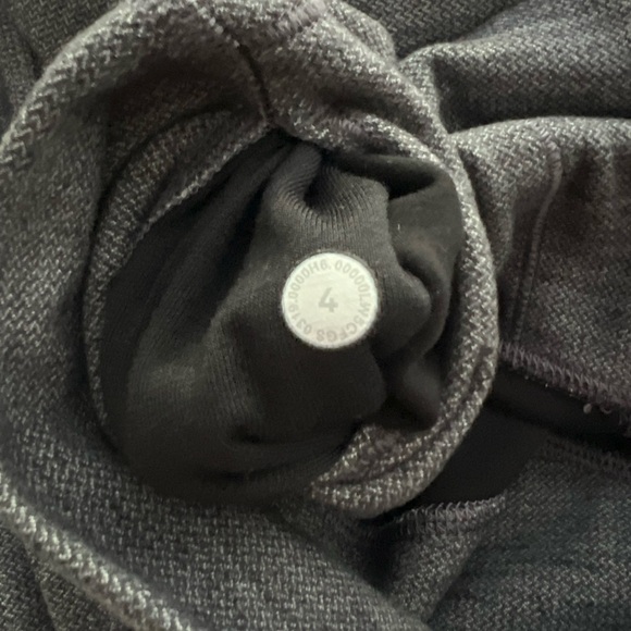 Lululemon Align Pant 25 inch inseam. Size 4. Color: heather grey textured knit - Picture 5 of 6